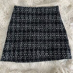 Elegant Monochrome Tweed Mini Skirt